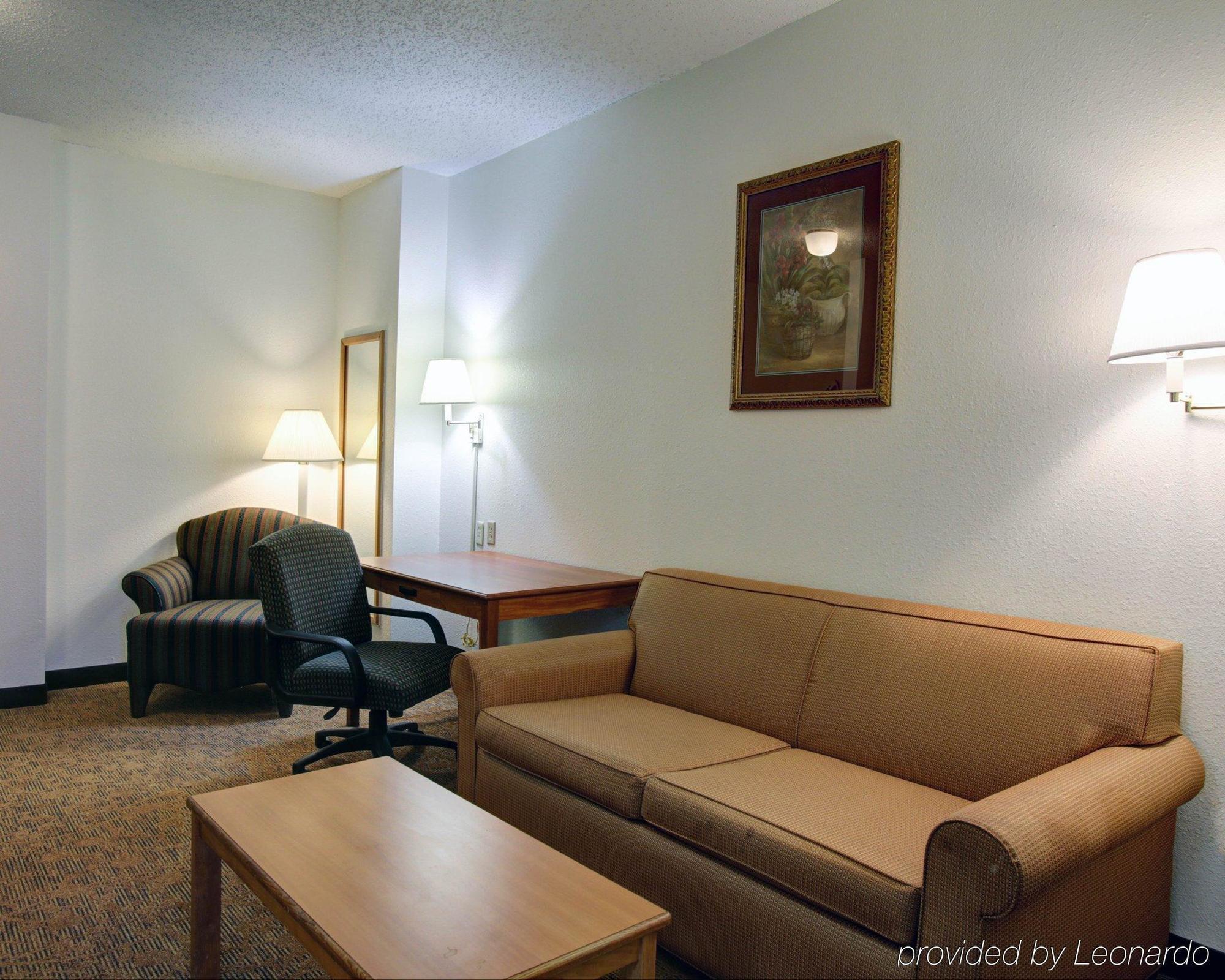 Quality Inn & Suites Airport Austin Luaran gambar
