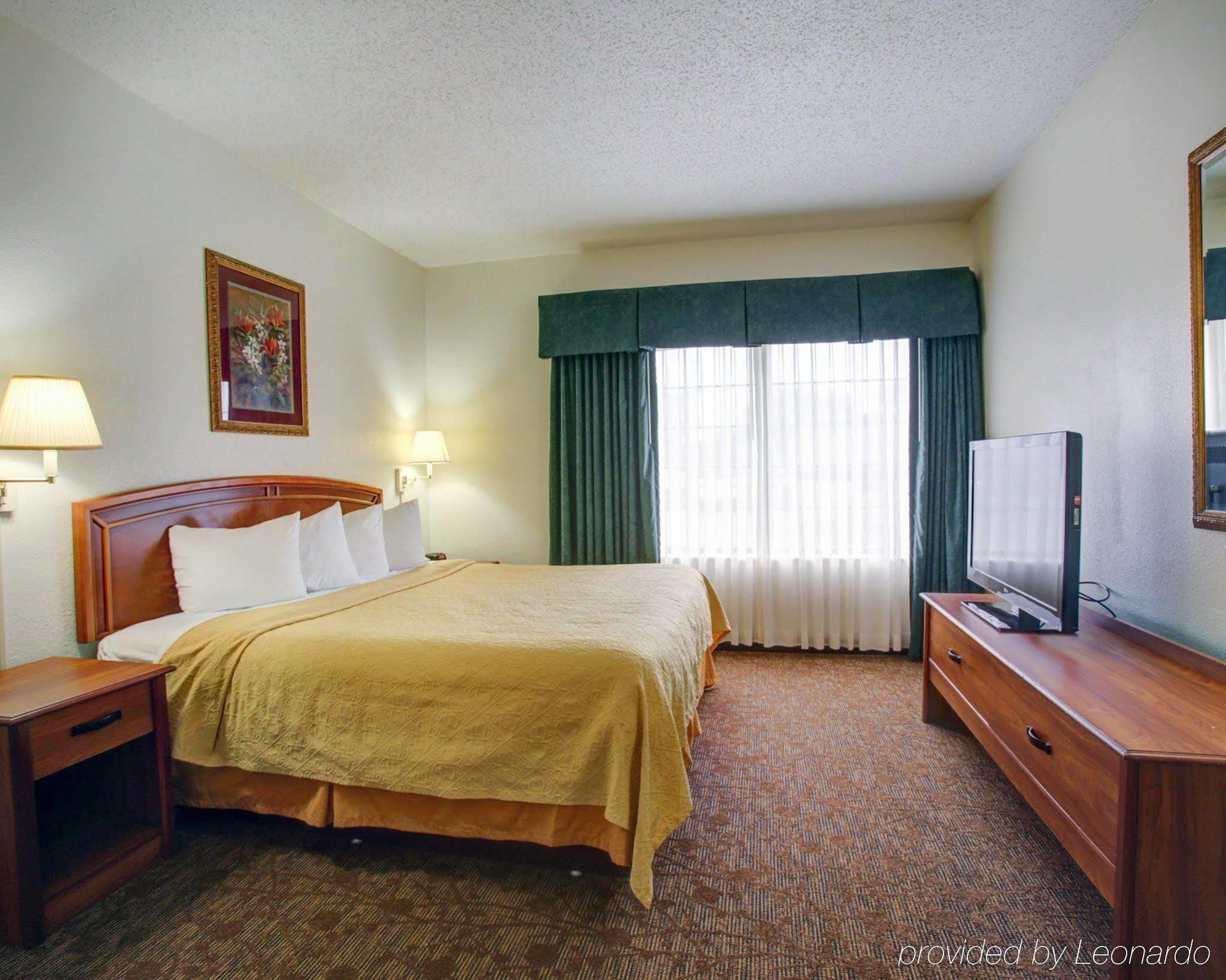 Quality Inn & Suites Airport Austin Luaran gambar