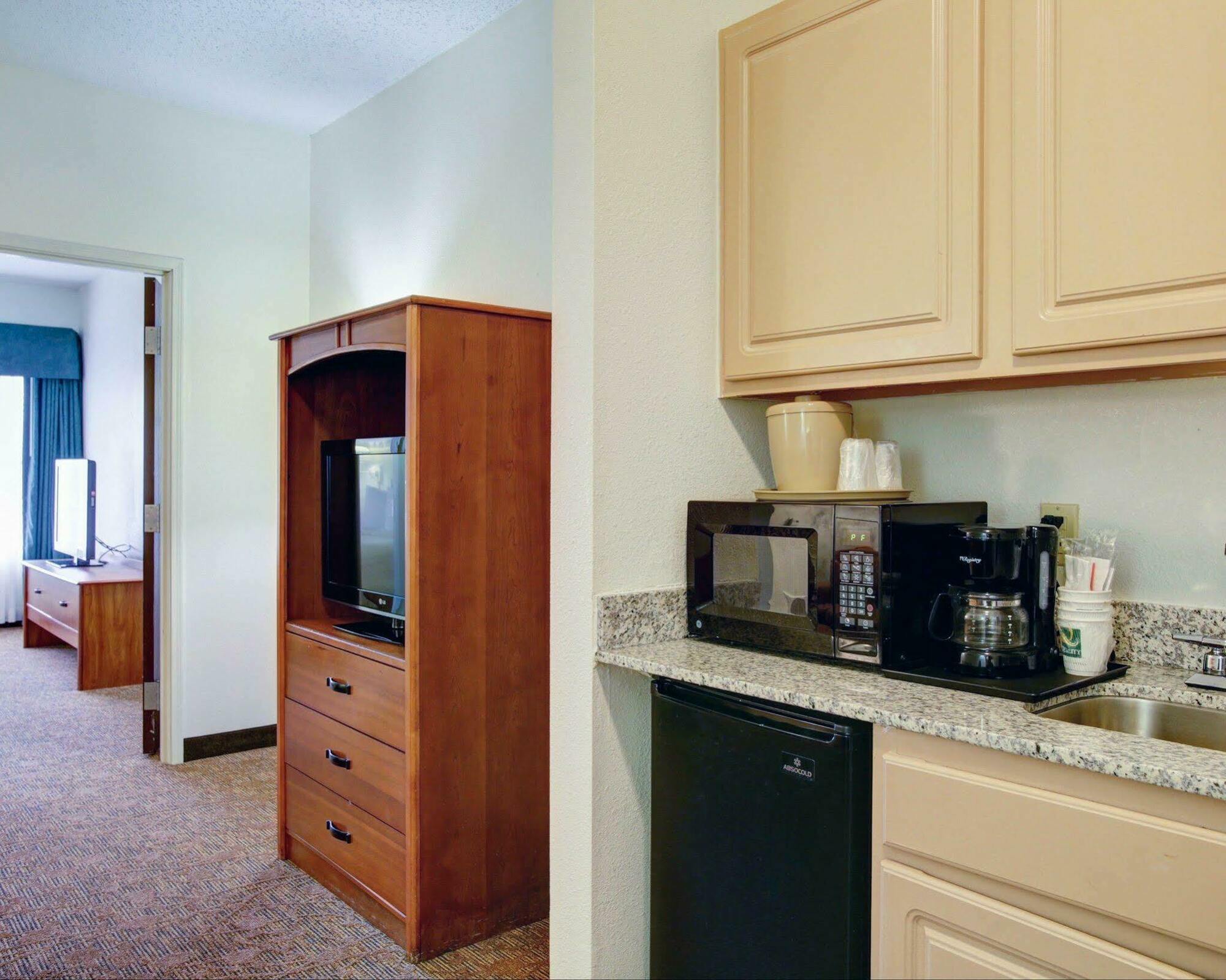 Quality Inn & Suites Airport Austin Luaran gambar