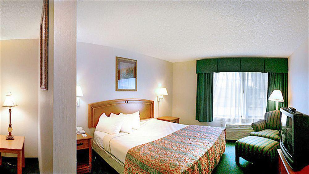 Quality Inn & Suites Airport Austin Luaran gambar
